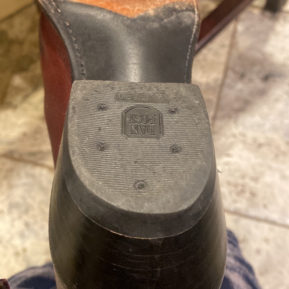 Women's Brown Leather Western Boots - Picture 9 of 11